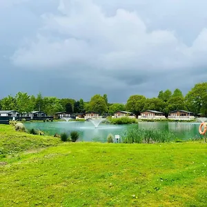 https://pine-lodge-pocklington.yorkshirehotels.net